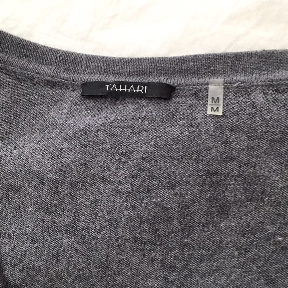 Tahari. - Picture 3 of 3